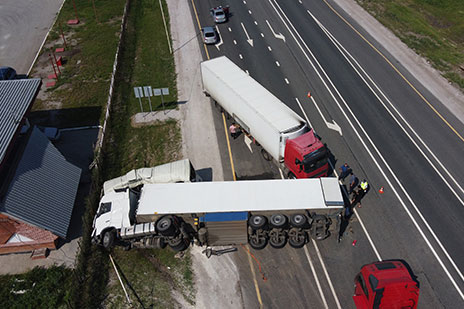 Trucking Accidents  Lawyer - Simpsonville, SC